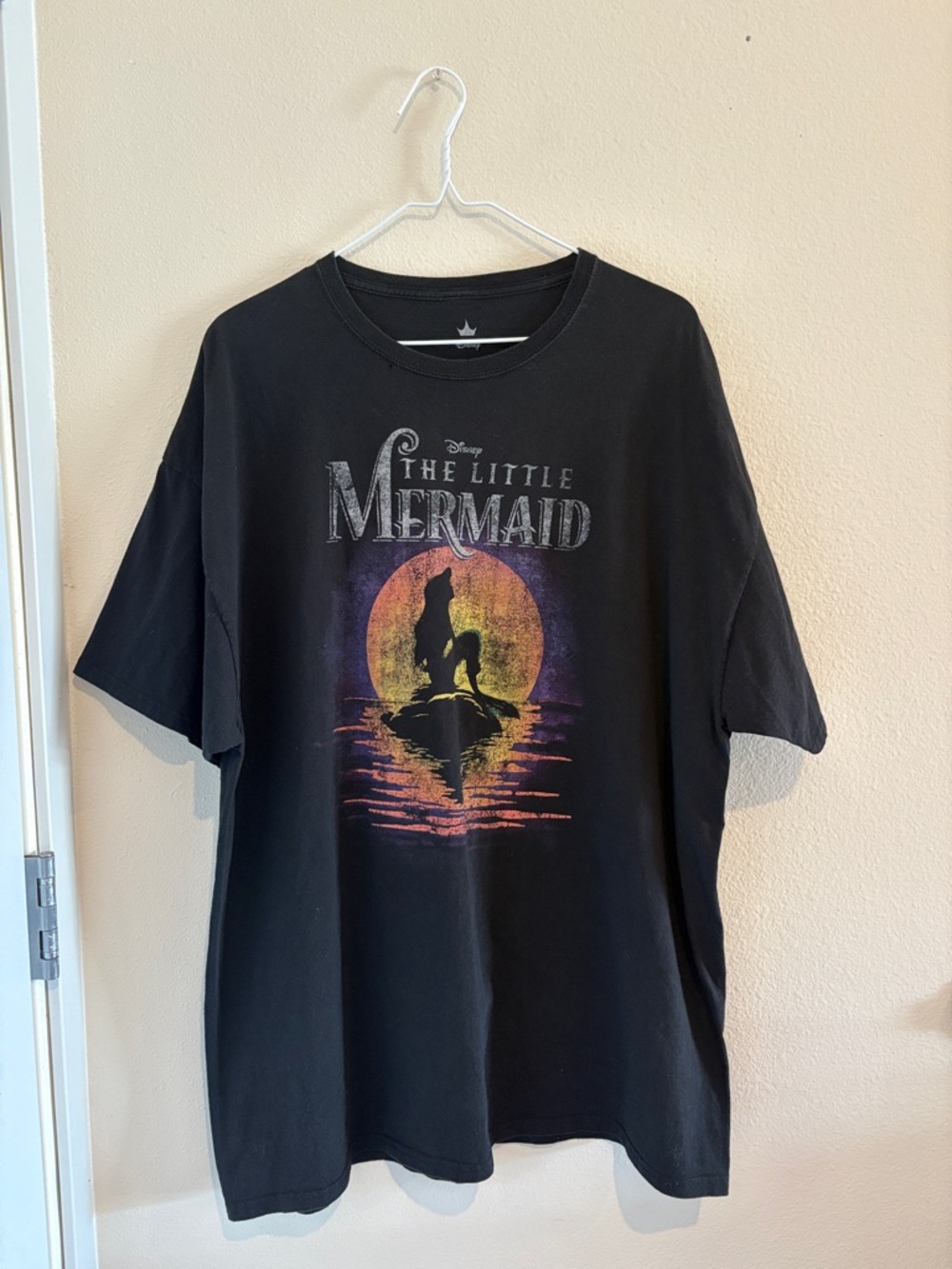 Disney - 'The Little Mermaid'  black short sleeve t shirt.    100% Cotton - Picture 2 of 2
